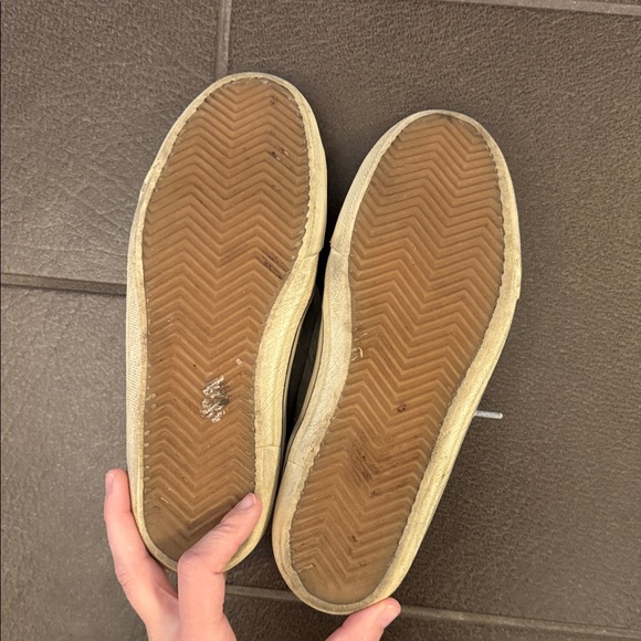 Golden Goose Olive Sneakers - size 38 - Picture 5 of 8